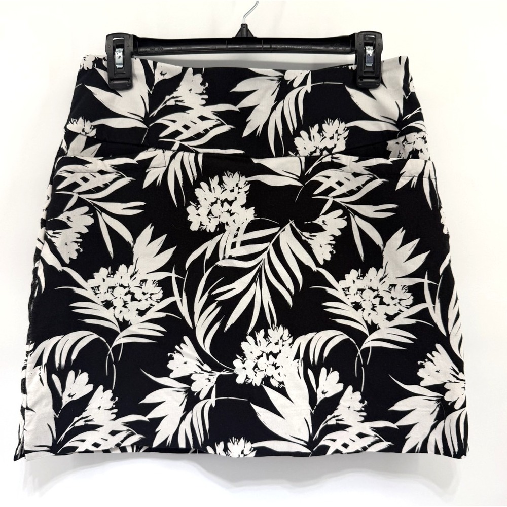 SC & Co 360 Tummy Control Skort Skirt Black Floral Women M Pockets Golf Tennis